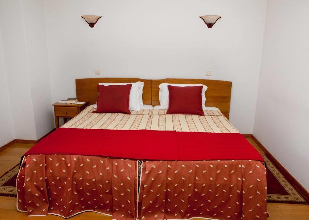 Solar S.Bento Hotel Santo Tirso Bagian luar foto